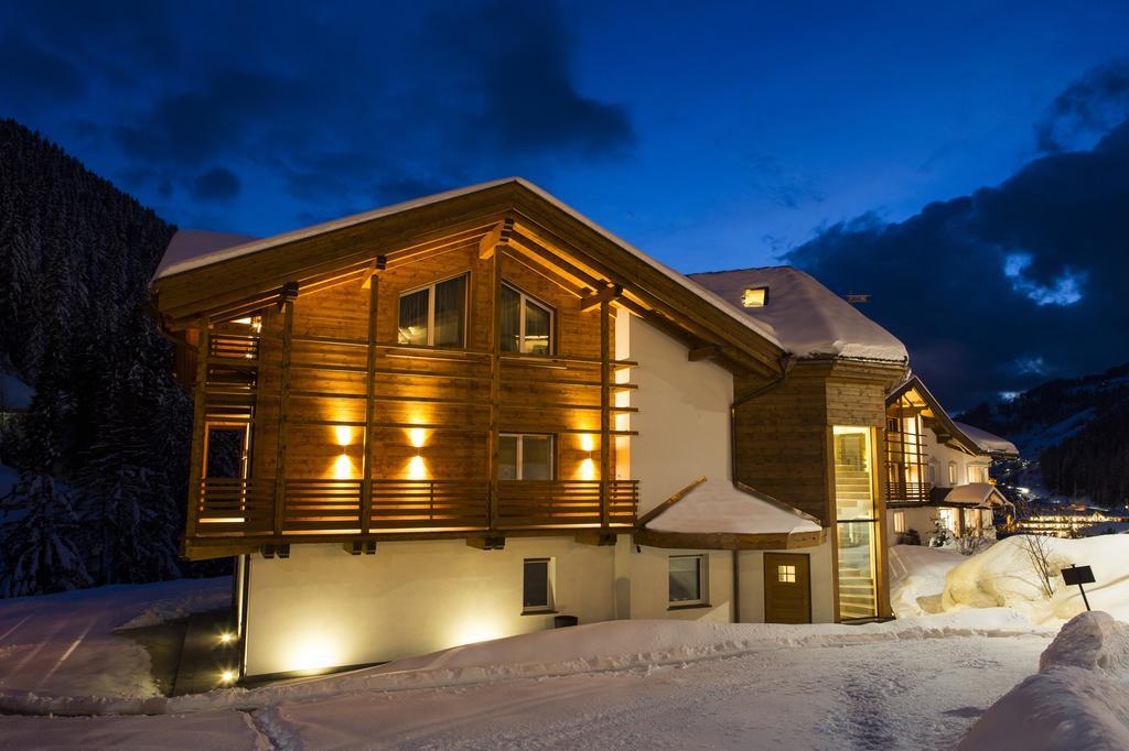 Hotel Comploj Adults Only Selva di Val Gardena Exterior foto